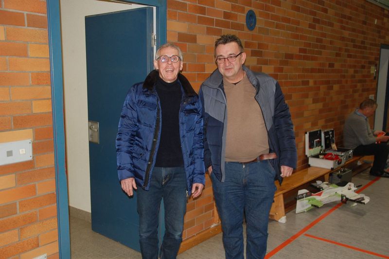 Bild 1 von 13