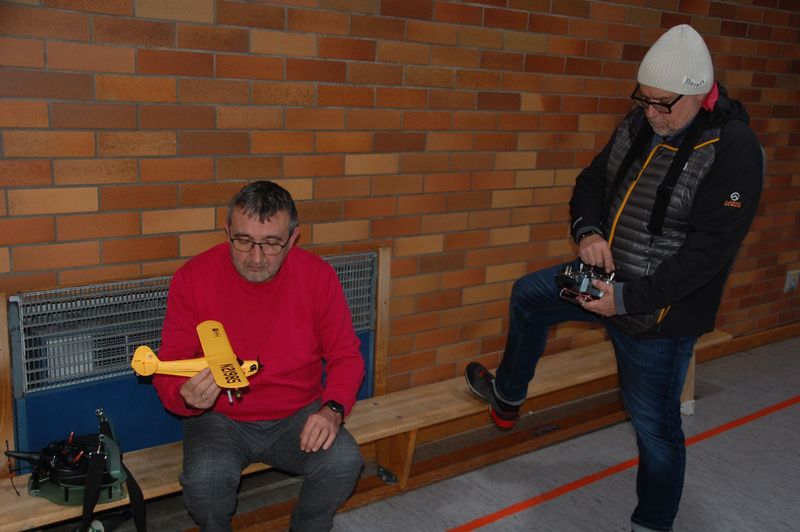 Bild 1 von 24
